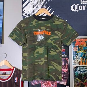Vintage Camo Hooters "Shooters" SGT Blondie T-shirt